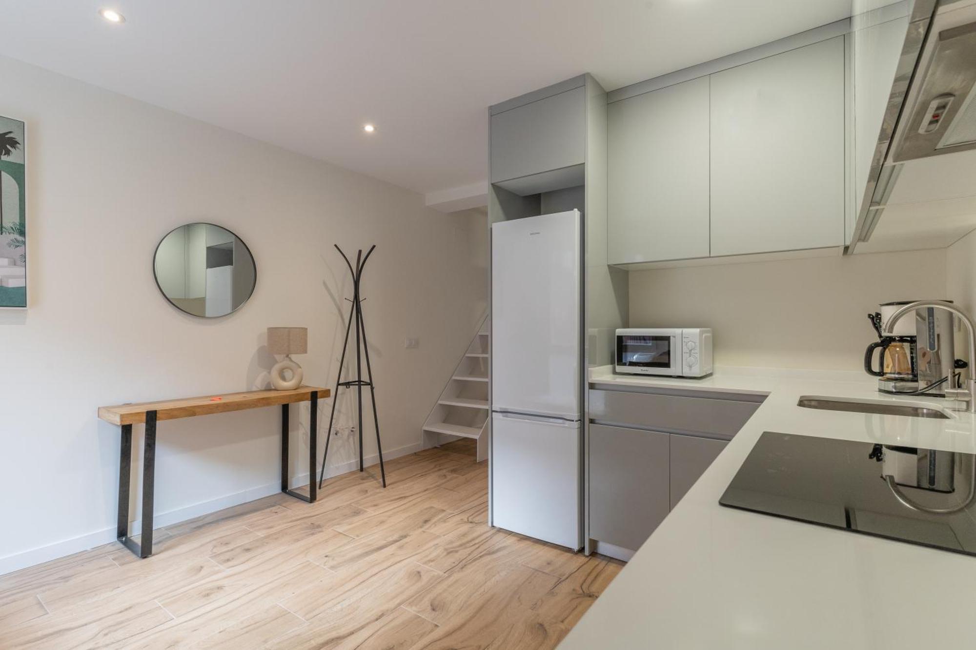 Appartement Large With Terrace- 2bd 1,5bth- Plaza Castilla